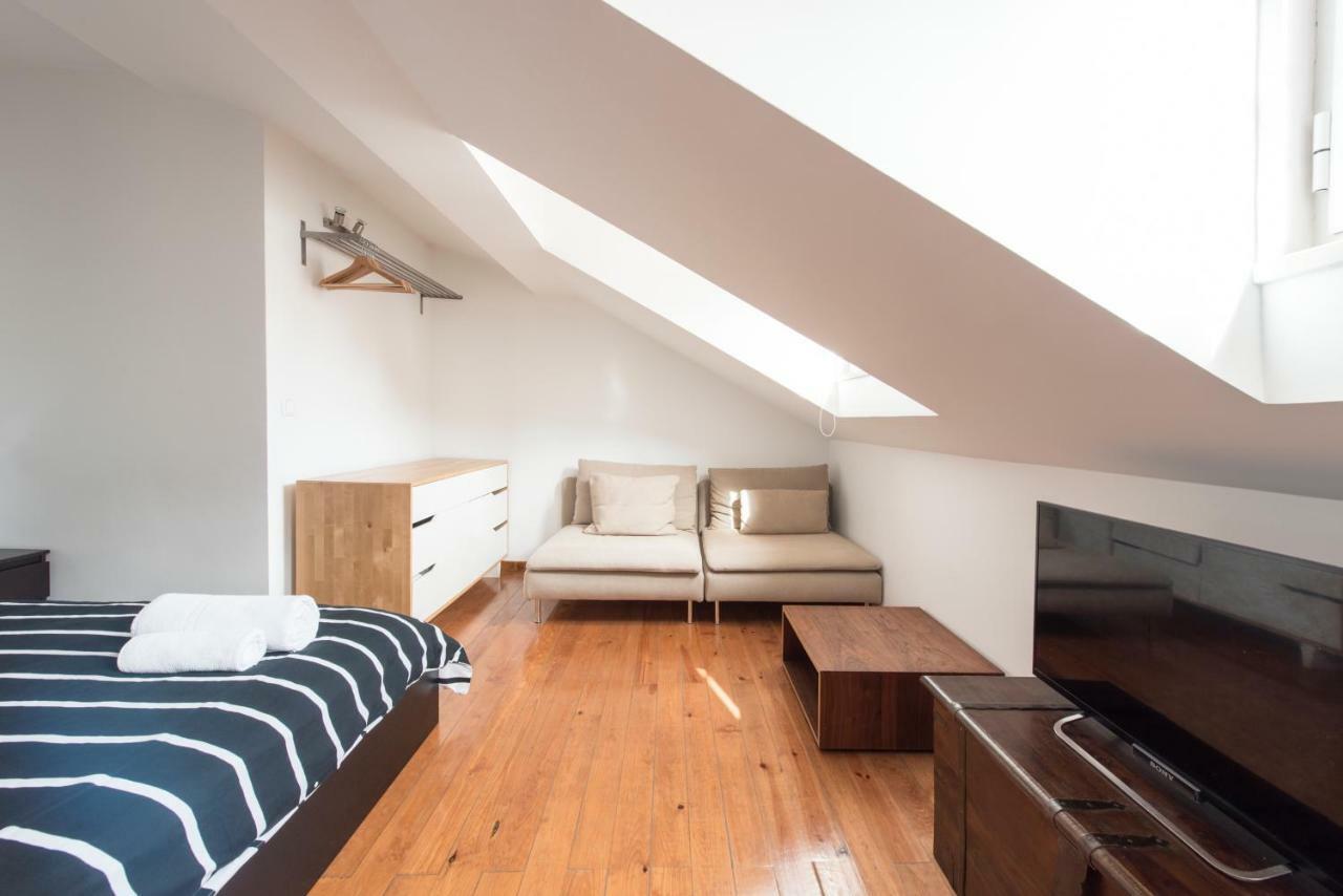 Cozy Apartment In Bairro Alto Lisboa Ngoại thất bức ảnh