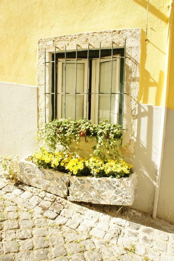 Cozy Apartment In Bairro Alto Lisboa Ngoại thất bức ảnh